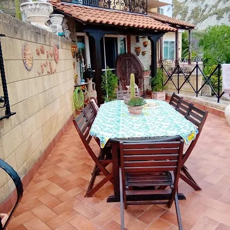 Studio In With Terrace And Wifi 500 M From The Beach Διαμέρισμα